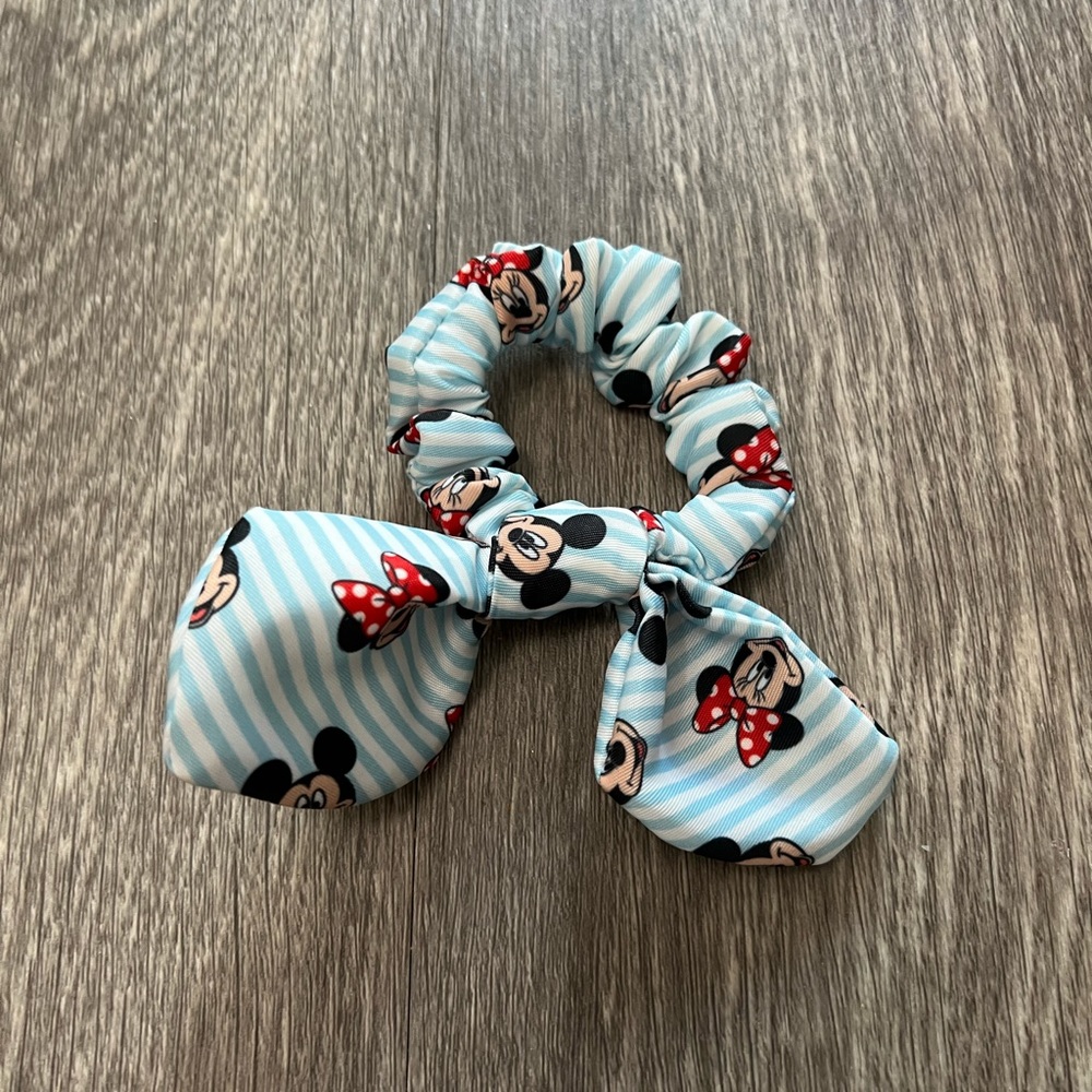 Stoney Clover Lane dynamic duo scrunchie